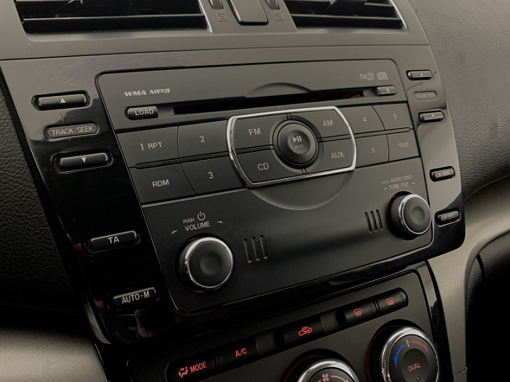 MAZDA 6 1.8, 2011 года, Механика, БЕЛЫЙ