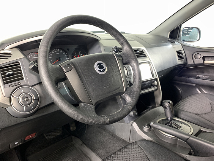 SSANGYONG Kyron 2.3, 2012 года, Автоматическая, Серебристый