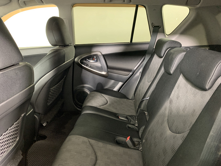 TOYOTA RAV4 2, 2010 года, Вариатор, Серебристый