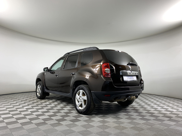 RENAULT Duster 1.6, 2014 года, Механика, Темно-Коричневый