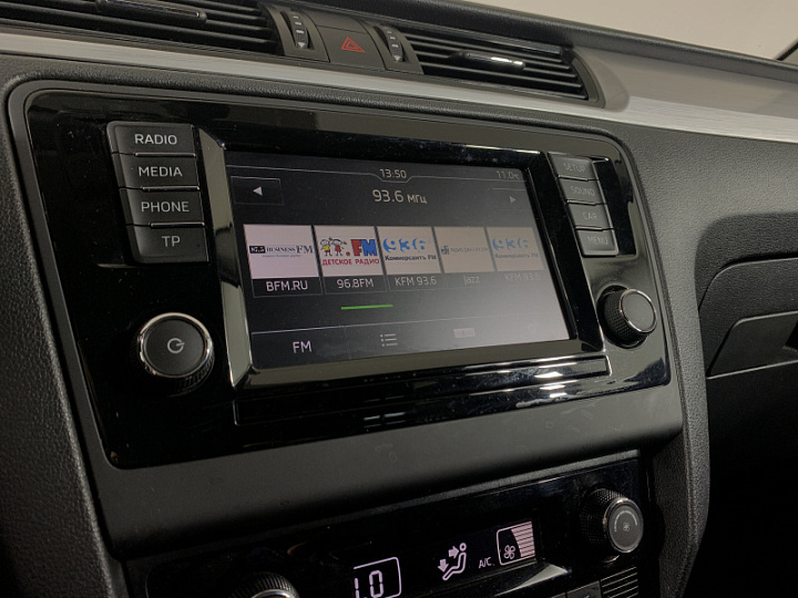 SKODA Rapid 1.6, 2017 года, Автоматическая, ТЕМНО-СИНИЙ