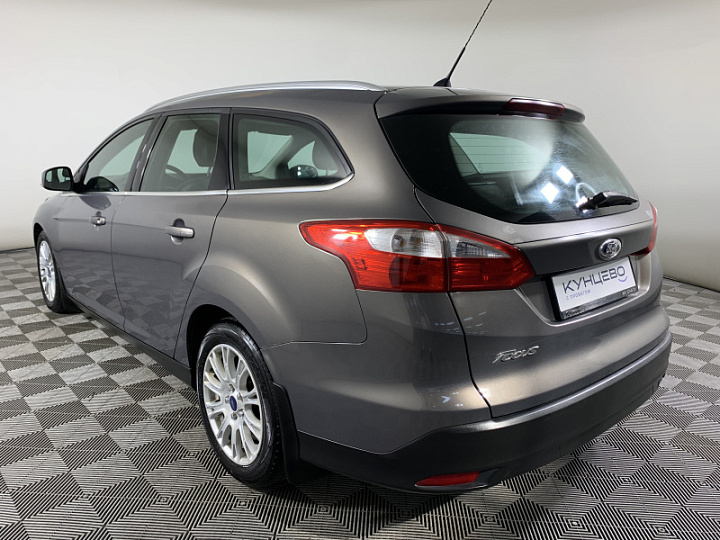 FORD Focus 2, 2013 года, Робот, Серо-коричневый
