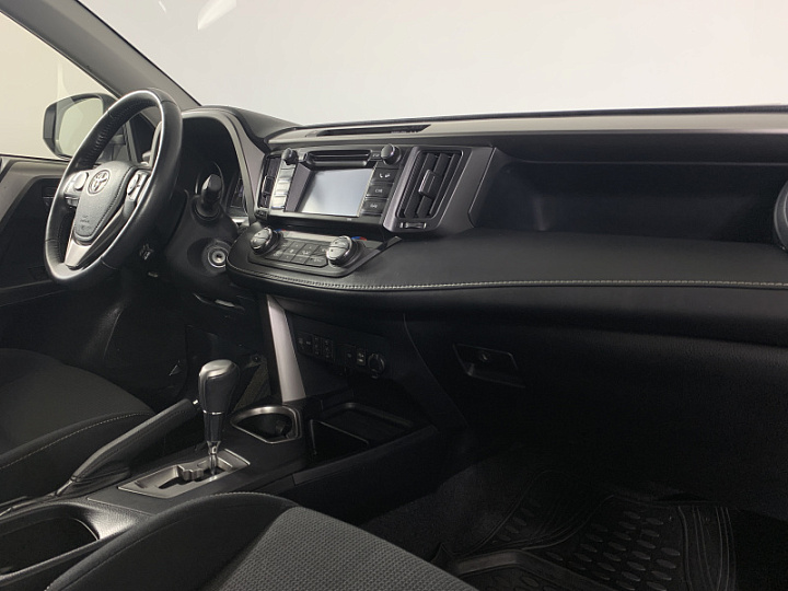 TOYOTA RAV4 2, 2015 года, Вариатор, Серебристый