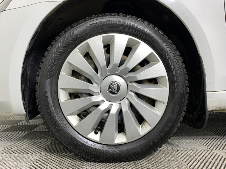 SKODA Octavia 1.8, 2018 года, Механика, БЕЛЫЙ