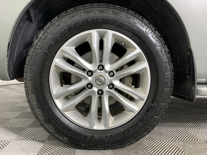 NISSAN Patrol 5.6, 2012 года, Автоматическая, Серо-зеленый