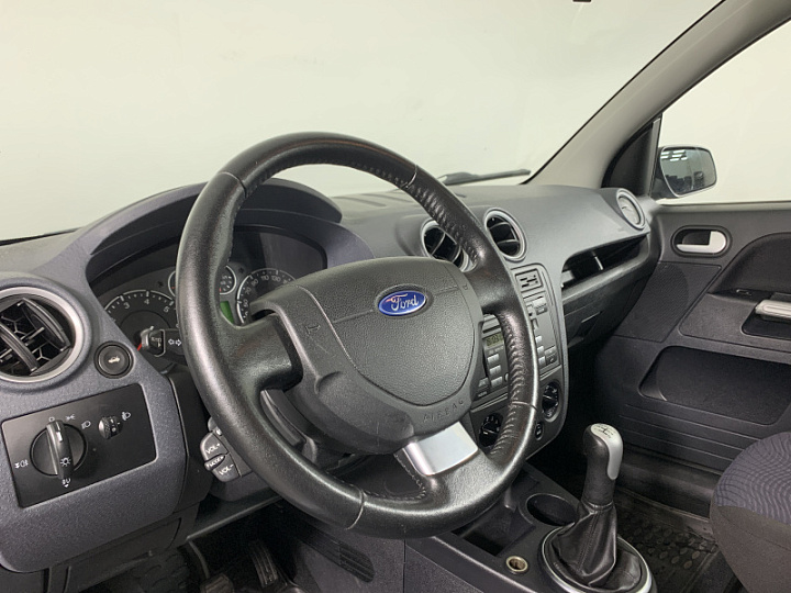 FORD Fusion 1.6, 2007 года, Механика, Серо-голубой