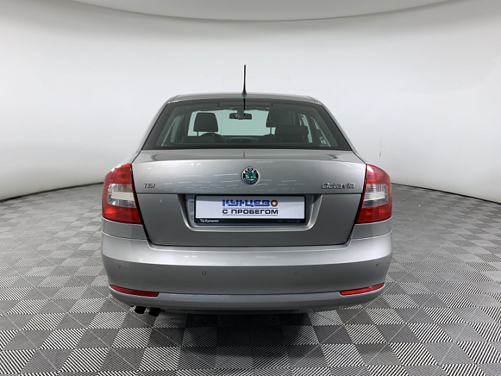 SKODA Octavia 1.4, 2011 года, Механика, СЕРЫЙ