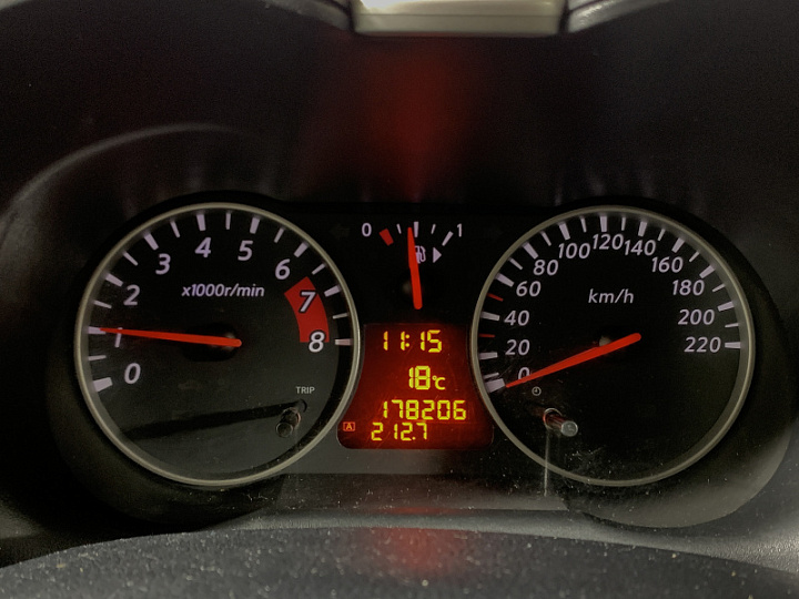 NISSAN Note 1.6, 2012 года, Автоматическая, ЧЕРНЫЙ