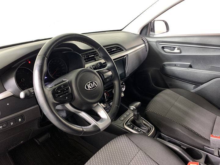 KIA Rio 1.6, 2019 года, Автоматическая, Светло серый