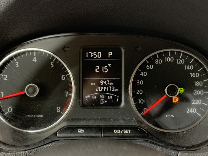 VOLKSWAGEN Polo 1.4, 2012 года, Робот, КРАСНЫЙ