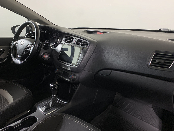 KIA Ceed 1.6, 2015 года, Автоматическая, СЕРЫЙ