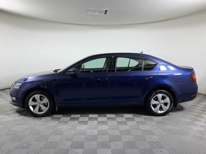Skoda Octavia 1.8, 2017 года, Робот, ТЕМНО-СИНИЙ
