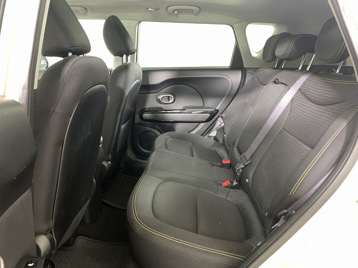 KIA Soul 1.6, 2015 года, Автоматическая, Бежевый