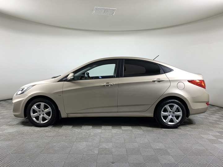 HYUNDAI Solaris 1.6, 2011 года, Автоматическая, Бежево-серый