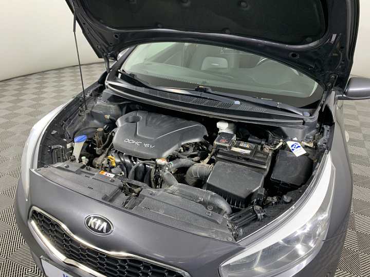 KIA Ceed 1.6, 2012 года, Механика, СЕРЫЙ