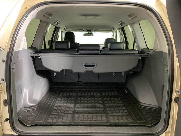 TOYOTA Land Cruiser Prado 3, 2011 года, Автоматическая, БЕЖЕВЫЙ