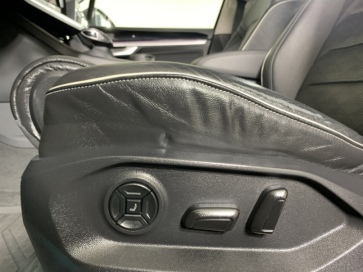 VOLKSWAGEN Touareg 2, 2019 года, Автоматическая, СЕРЫЙ