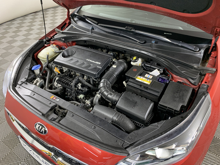 KIA Ceed 1.4, 2020 года, Робот, КРАСНЫЙ