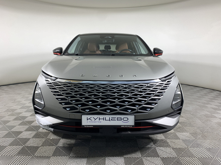 OMODA C5 1.5, 2022 года, Вариатор, Черно-Серый