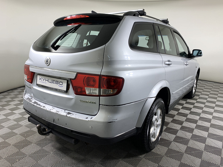 SsangYong Kyron 2, 2013 года, Автоматическая, Серебристый