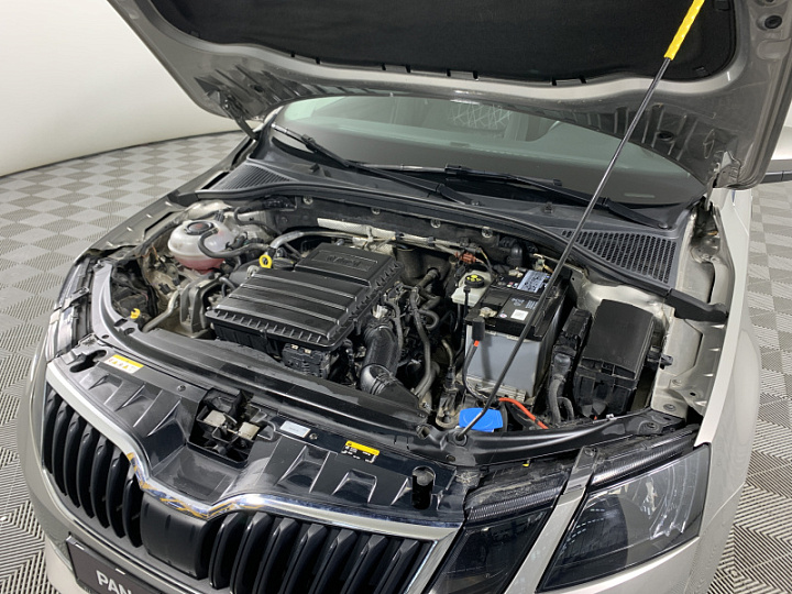 SKODA Octavia 1.6, 2020 года, Автоматическая, КОРИЧНЕВЫЙ