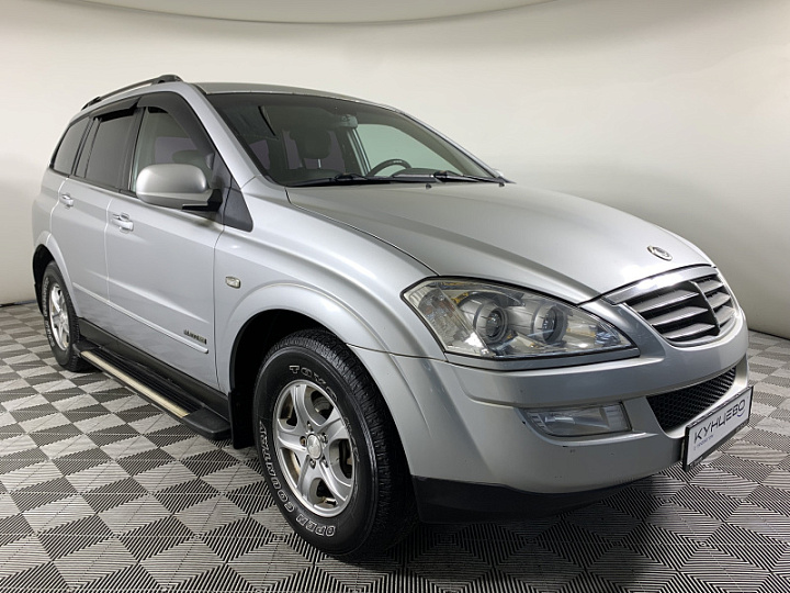 SsangYong Kyron 2, 2012 года, Автоматическая, cеребристый