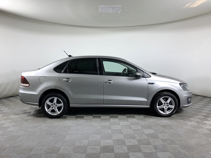 VOLKSWAGEN Polo 1.6, 2019 года, Механика, Серебристый