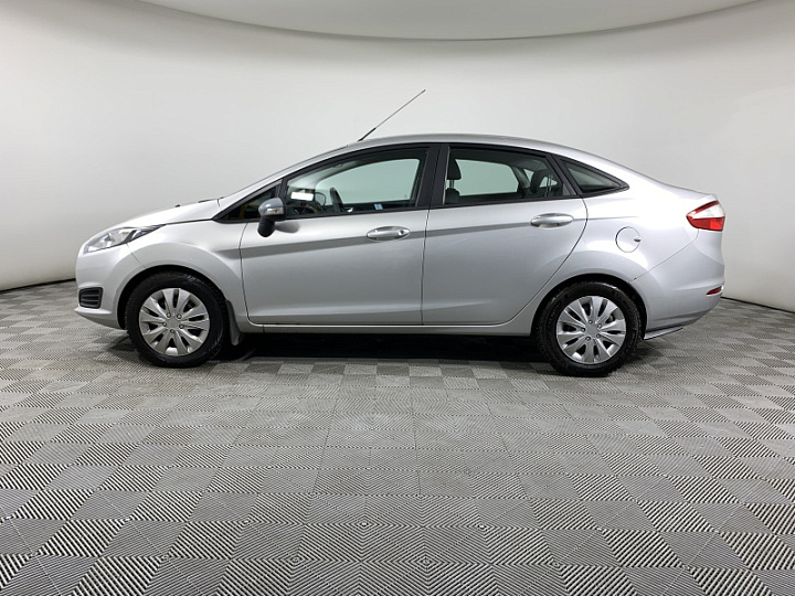 FORD Fiesta 1.6, 2015 года, Робот, Серебристый