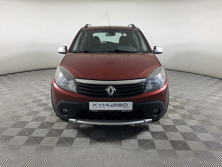 Renault Sandero Stepway 1.6, 2012 года, Механика, Красный