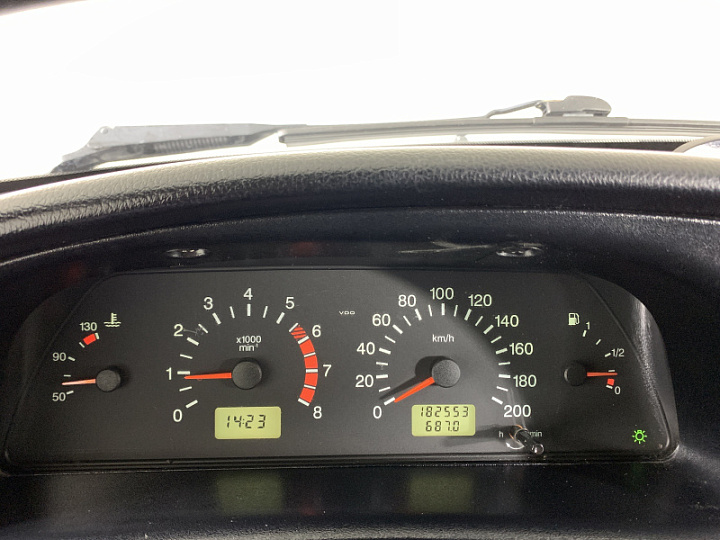 CHEVROLET Niva 1.7, 2014 года, Механика, ТЕМНО-СЕРЫЙ