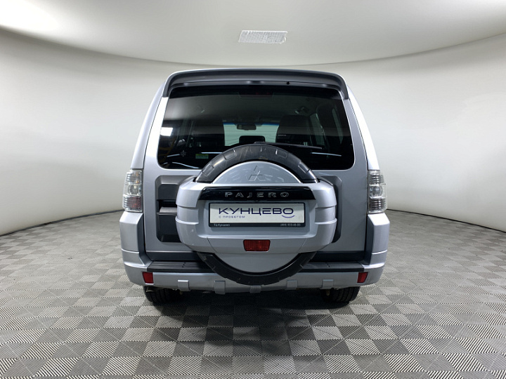MITSUBISHI Pajero 3, 2011 года, Автоматическая, Серебристый