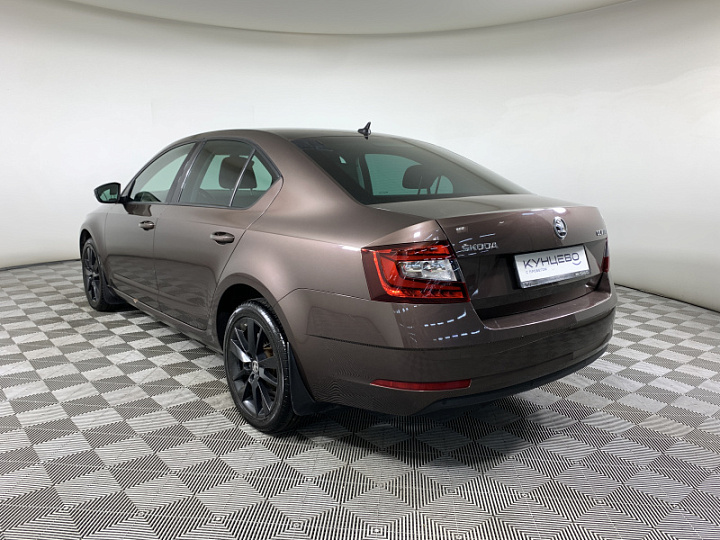 SKODA Octavia 1.4, 2018 года, Автоматическая, КОРИЧНЕВЫЙ