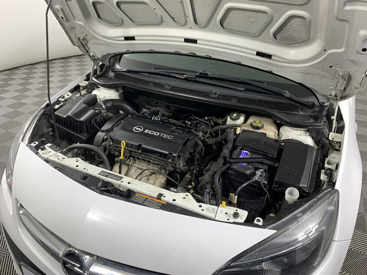 OPEL Astra 1.6, 2014 года, Автоматическая, БЕЛЫЙ