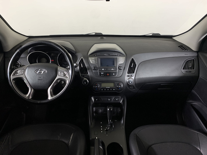 Hyundai ix35 2, 2014 года, Автоматическая, Серебристый