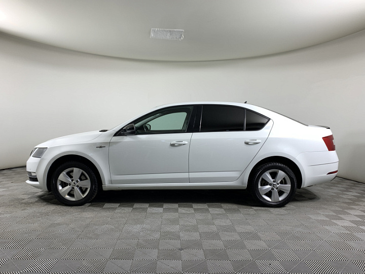 SKODA Octavia 1.8, 2019 года, Робот, БЕЛЫЙ