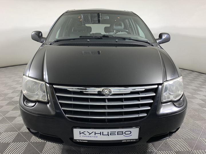 Chrysler Voyager 3.3, 2006 года, Автоматическая, Черный