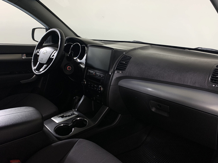 KIA Sorento 2.4, 2012 года, Автоматическая, Черный