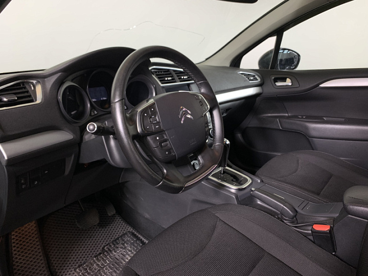 Citroen C4 1.6, 2015 года, Автоматическая, Светло серый