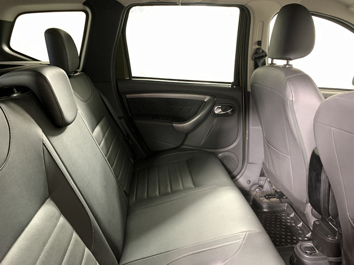 RENAULT Duster 2, 2017 года, Автоматическая, ЗЕЛЕНЫЙ