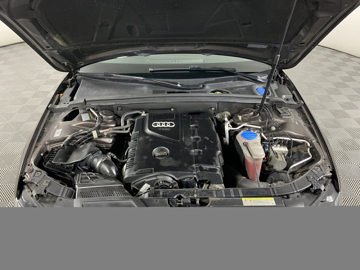 AUDI A4 1.8, 2013 года, Вариатор, КОРИЧНЕВЫЙ