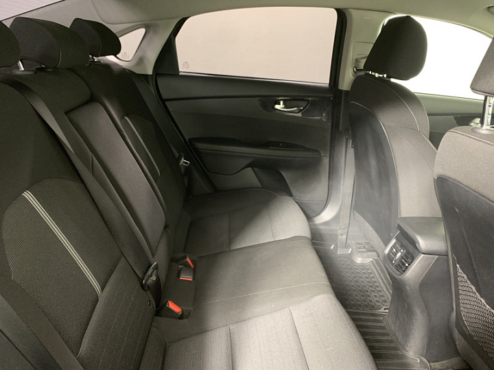 KIA Cerato 1.6, 2021 года, Автоматическая, ЧЕРНЫЙ