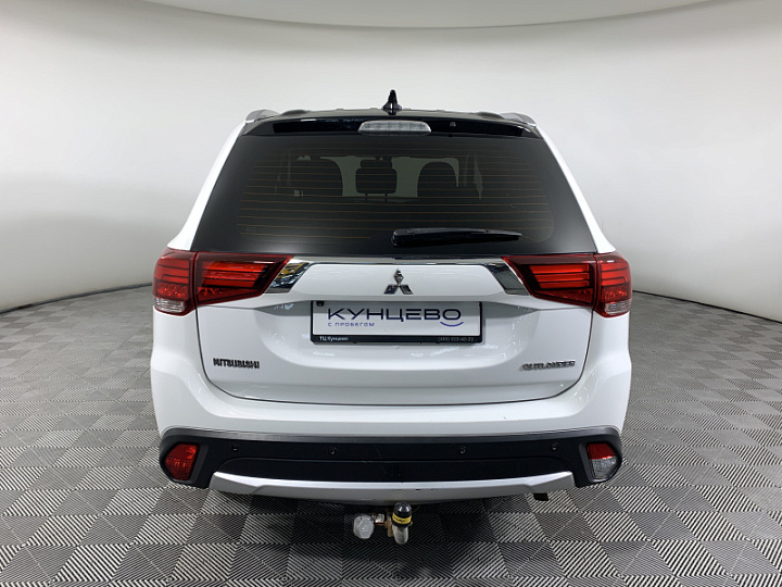 MITSUBISHI Outlander 2, 2018 года, Вариатор, БЕЛЫЙ