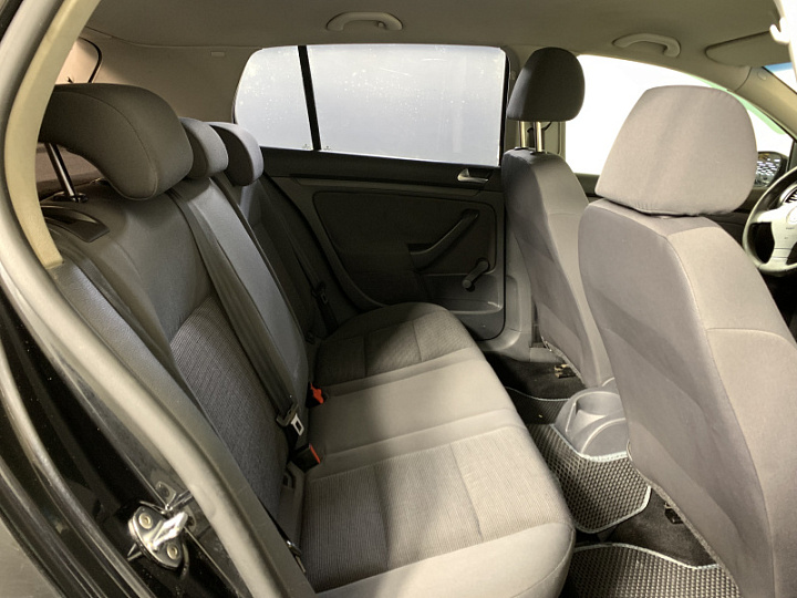 Volkswagen Golf 1.4, 2007 года, Механика, Черный