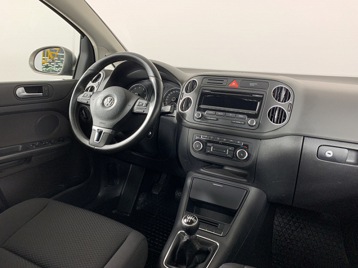 VOLKSWAGEN Golf Plus 1.6, 2011 года, Механика, Серо-коричневый