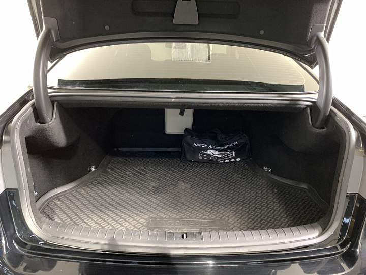 Hyundai Genesis 3, 2015 года, Автоматическая, ЧЕРНЫЙ