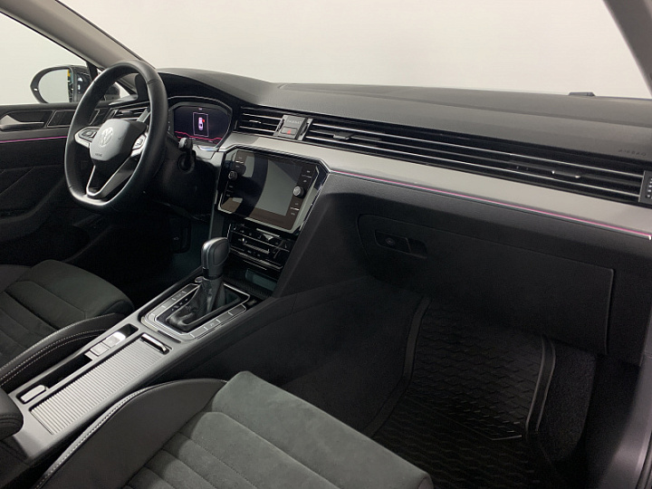 VOLKSWAGEN Passat 1.4, 2021 года, Автоматическая, ЧЕРНЫЙ