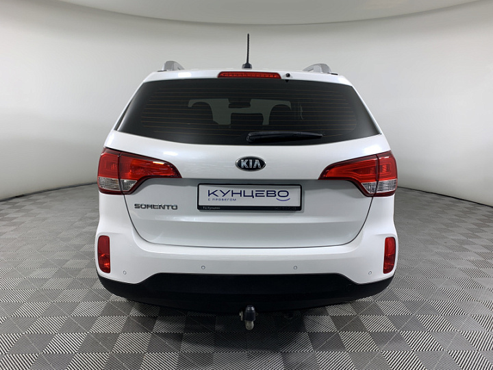 KIA Sorento 2.4, 2018 года, Автоматическая, БЕЛЫЙ