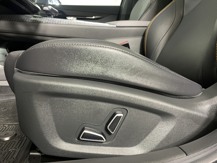 CHANGAN UNI-V 1.5, 2023 года, Автоматическая, ЧЕРНЫЙ