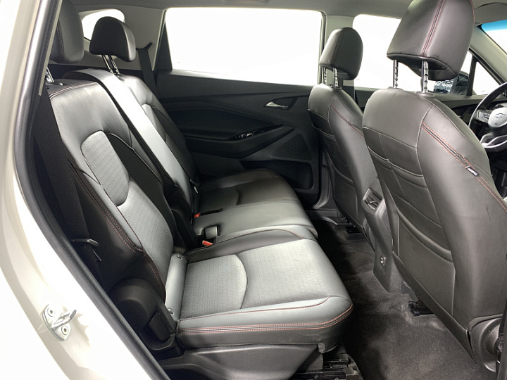 Chevrolet Orlando 1.4, 2022 года, Автоматическая, Белый