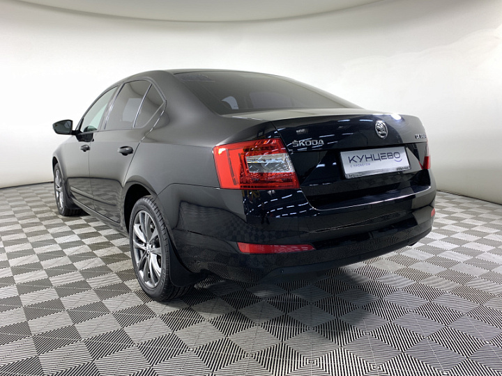 SKODA Octavia 1.4, 2015 года, Робот, ЧЕРНЫЙ
